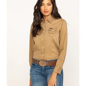 Wrangler tan long sleeve western Pearl snap shirt XS